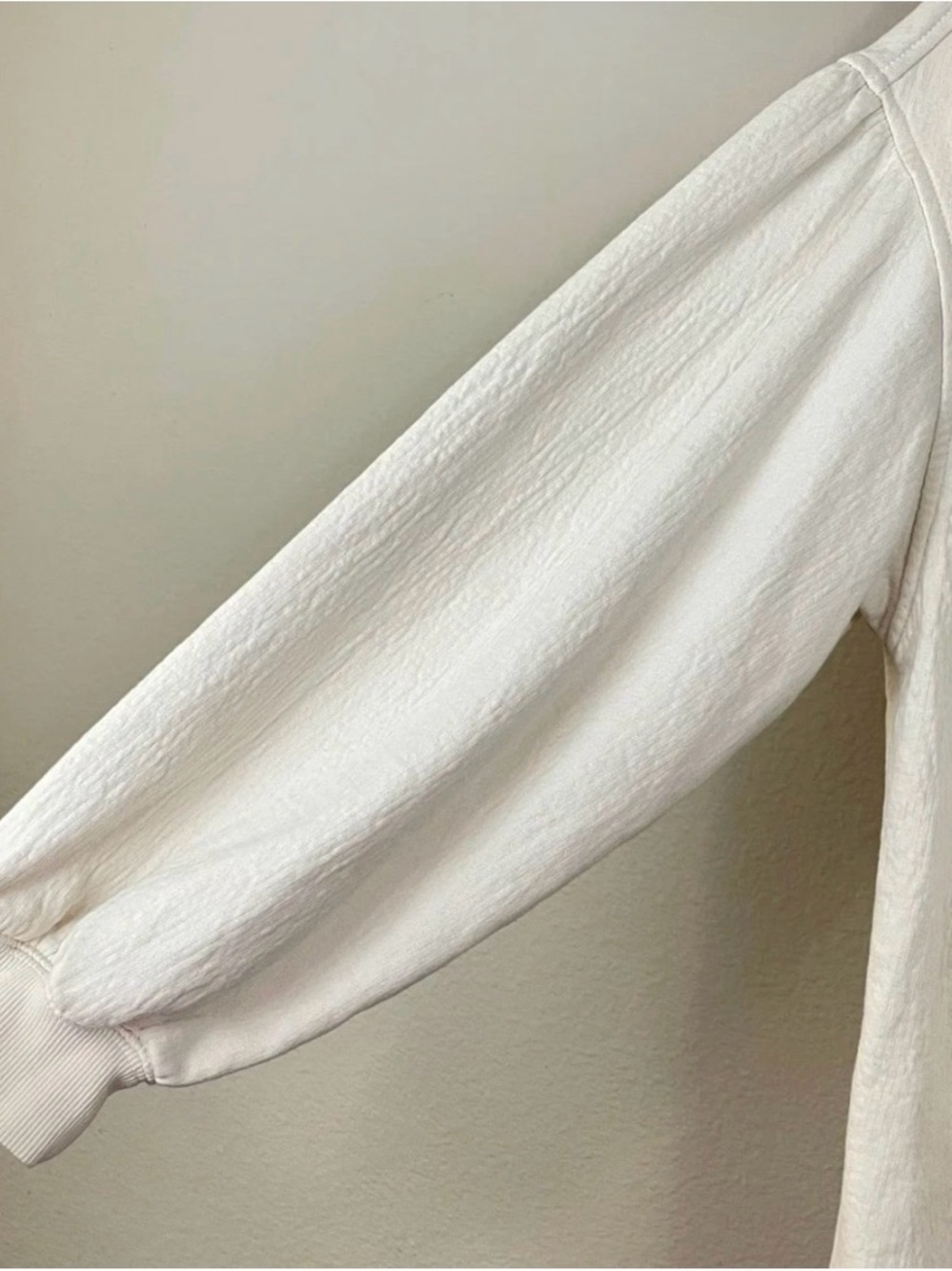 EUC Aerie Easy Street Boho Cream Lightweight Pullover Size Large - Picture 4 of 5